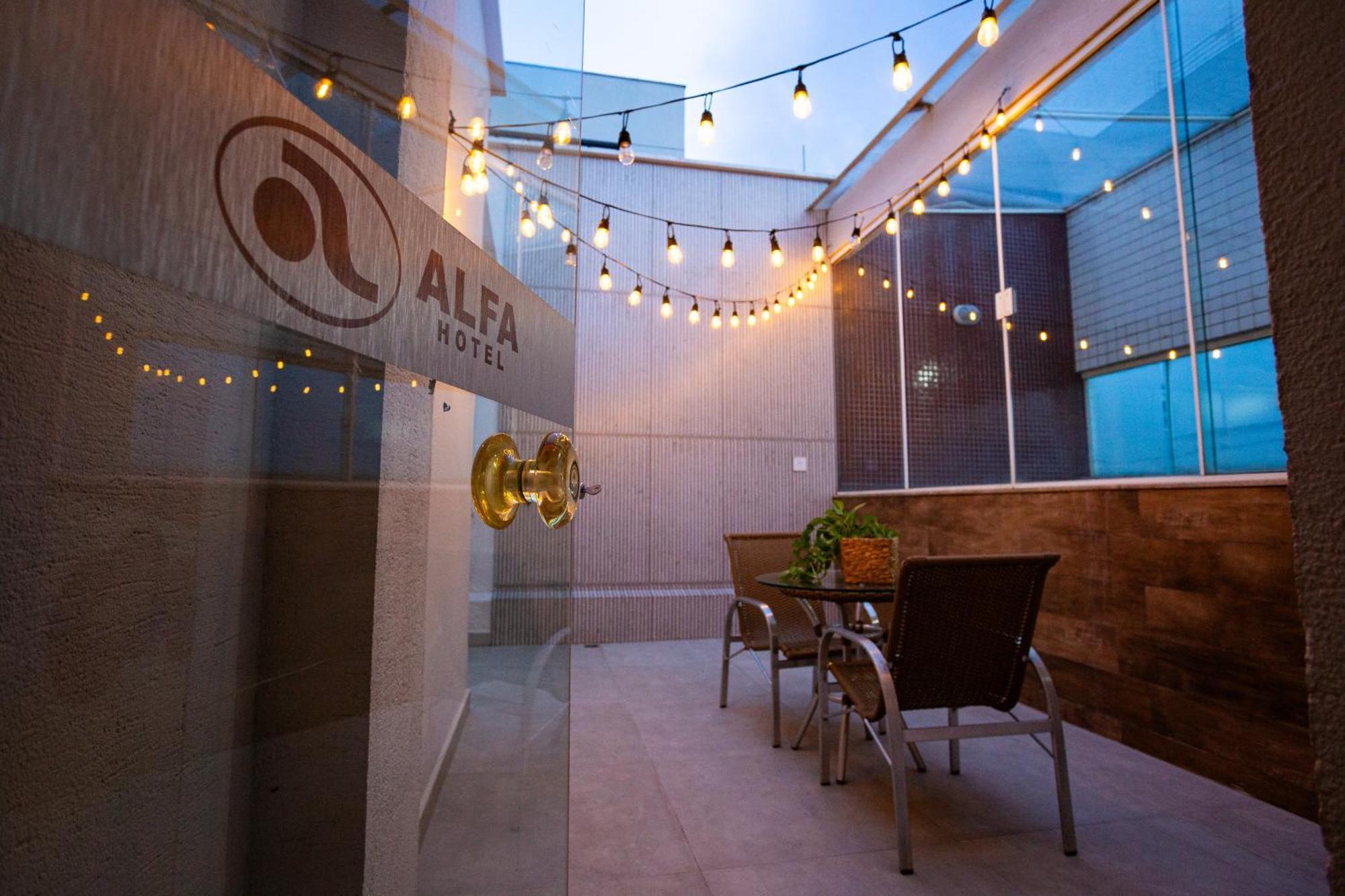 Alfa Hotel Висоза Экстерьер фото