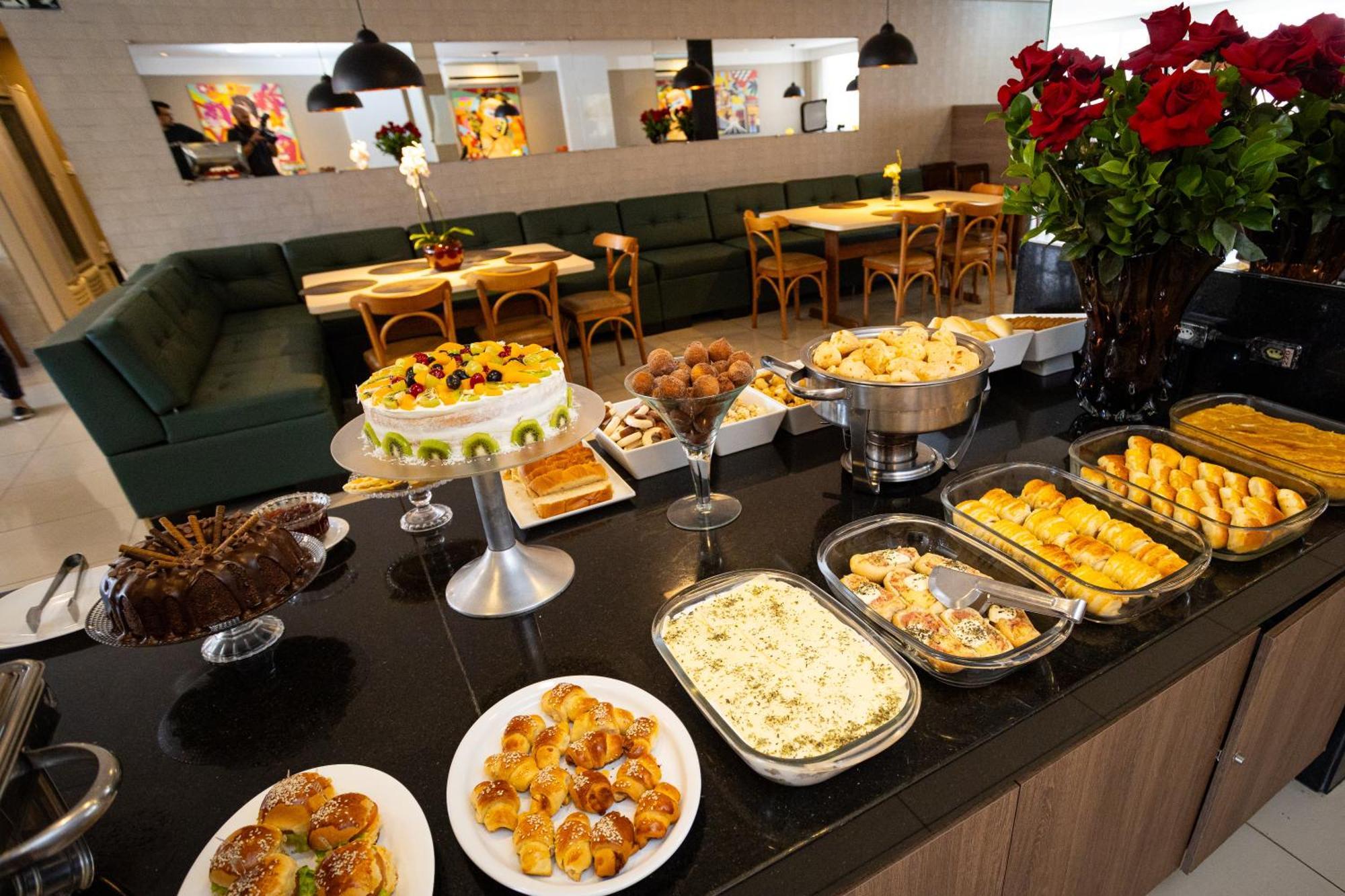 Alfa Hotel Висоза Экстерьер фото